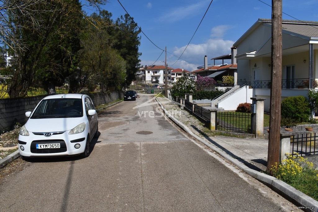 Οικόπεδο 545 τ.μ. προς πώληση, Σταυράκι