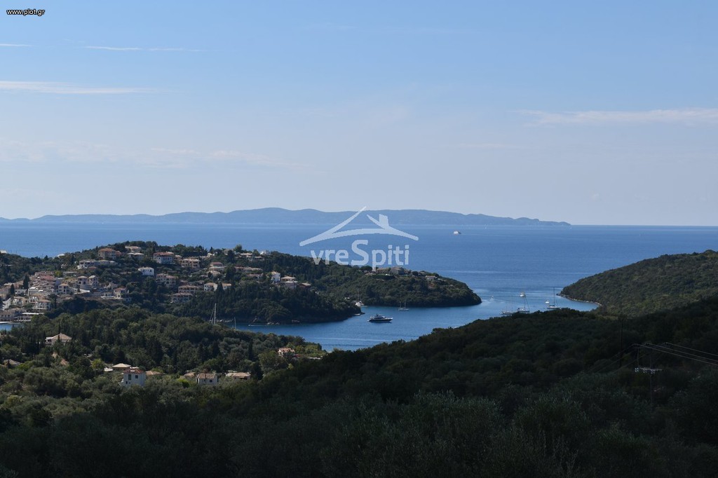Επιχειρηματικό κτίριο 180 τ.μ. προς πώληση, Σύβοτα