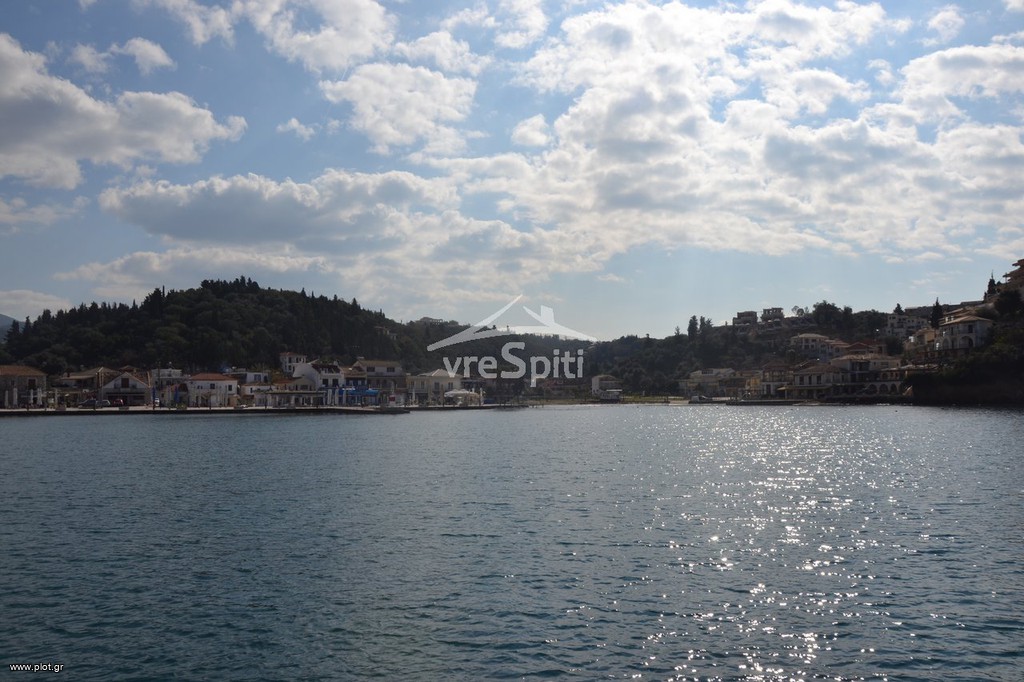 Επιχειρηματικό κτίριο 180 τ.μ. προς πώληση, Σύβοτα
