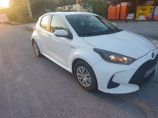 Toyota Yaris 2021 1.5 HDF Active 116HP eCVT M/C-thumb-1