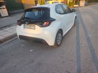 Toyota Yaris 2021 1.5 HDF Active 116HP eCVT M/C-thumb-3