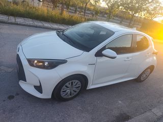 Toyota Yaris 2021 1.5 HDF Active 116HP eCVT M/C-thumb-6