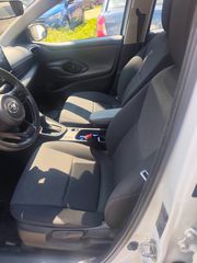 Toyota Yaris 2021 1.5 HDF Active 116HP eCVT M/C-thumb-14