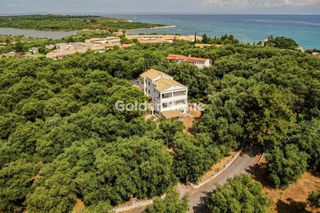 Συγκρότημα διαμερισμάτων 340 τ.μ. για πώληση
