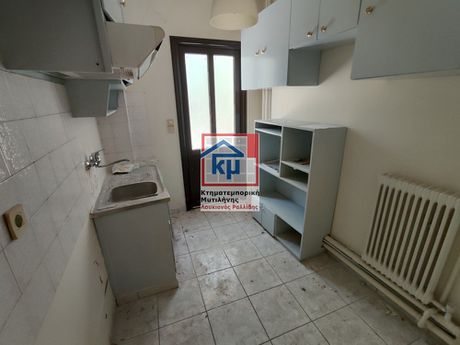 Γραφείο 80 τ.μ. πρός ενοικίαση