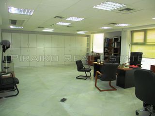 Γραφείο 121 τ.μ. για πώληση, Πειραιάς, Χατζηκυριάκειο-thumb-2