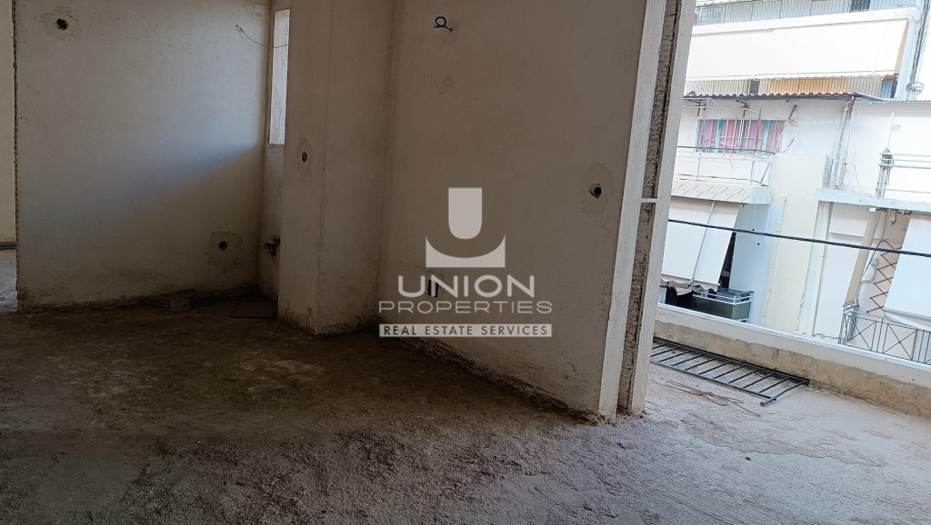 Κτίριο 750 τ.μ. προς πώληση, Καμίνια