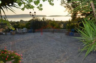 Συγκρότημα διαμερισμάτων 600 τ.μ. για πώληση