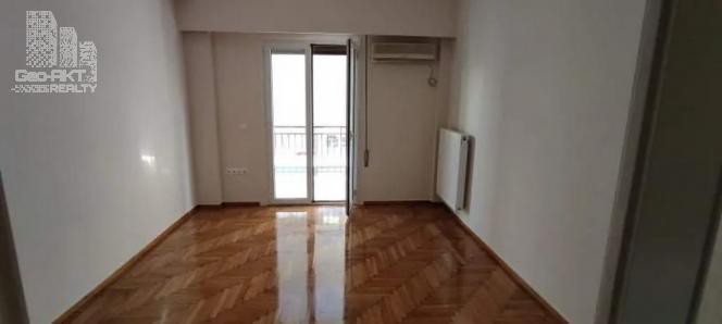 Διαμέρισμα 70 τ.μ. πρός πώληση, Πειραιάς, Άγιος Βασίλειος