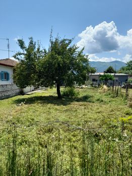 Οικόπεδο 300 τ.μ. πρός πώληση