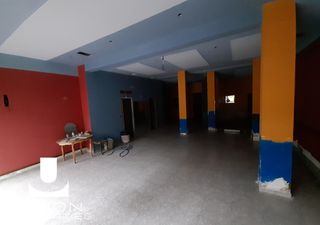 Store 175 sqm for sale