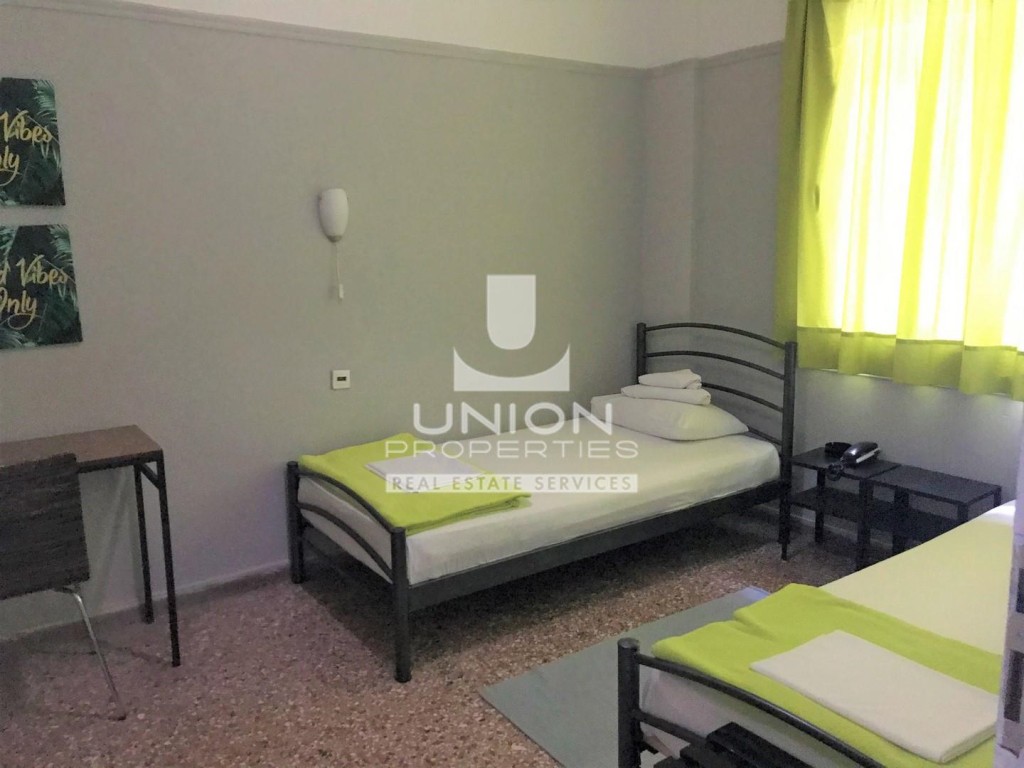 Hotel 600 sqm for sale, Piraeus, Port