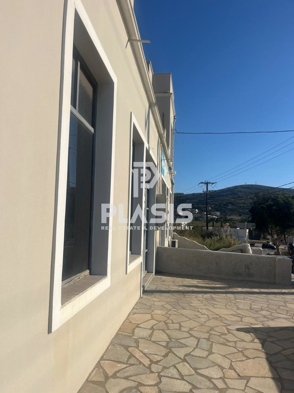 Κατάστημα 124 τ.μ. προς ενοικίαση, Ερμούπολη