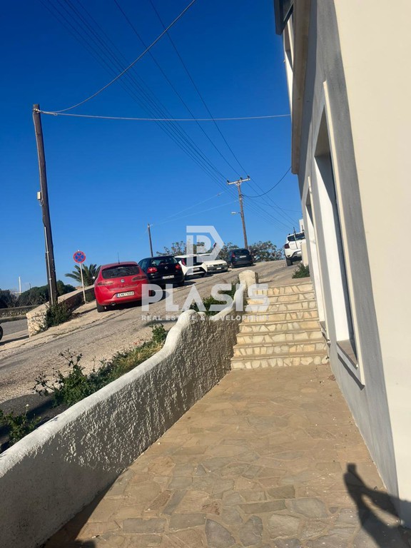 Κατάστημα 124 τ.μ. προς ενοικίαση, Ερμούπολη