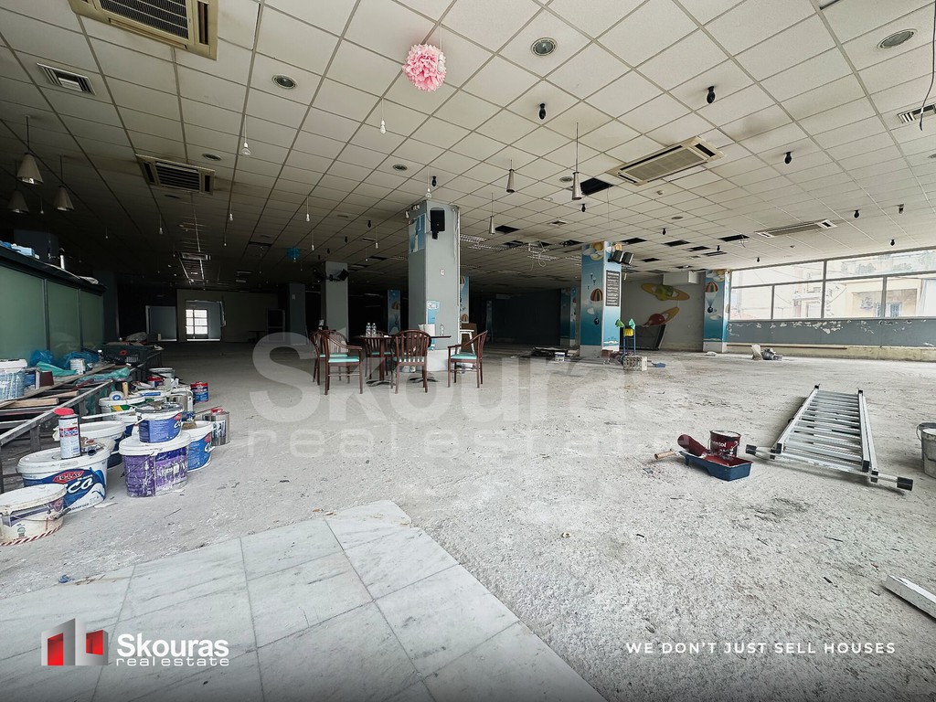 Store 1.080 sqm for rent, Messinia, Kalamata