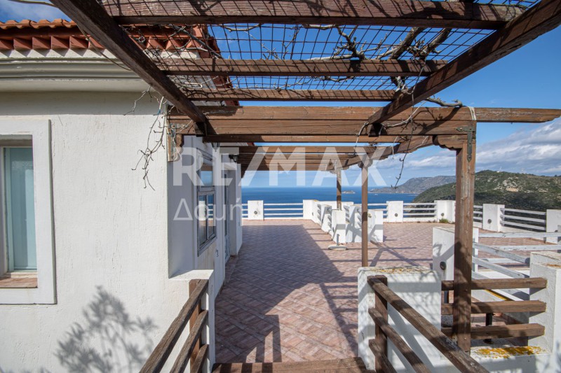 Επιχειρηματικό κτίριο 260 τ.μ. πρός πώληση, Σποράδες, Αλόννησος