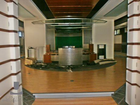 Office 417 sqm for rent