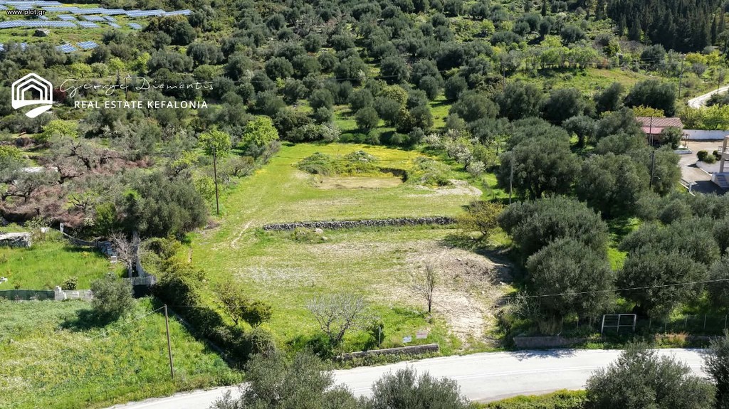 Αγροτεμάχια 3.215 τ.μ. προς πώληση, Σάμη