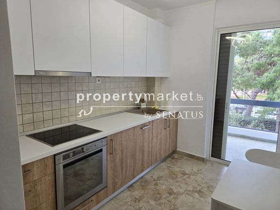 Apartment 100 sqm for rent, Athens - South, Voula
