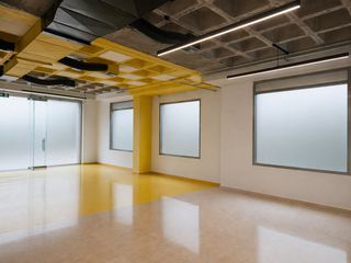 Business bulding 930 sqm for sale