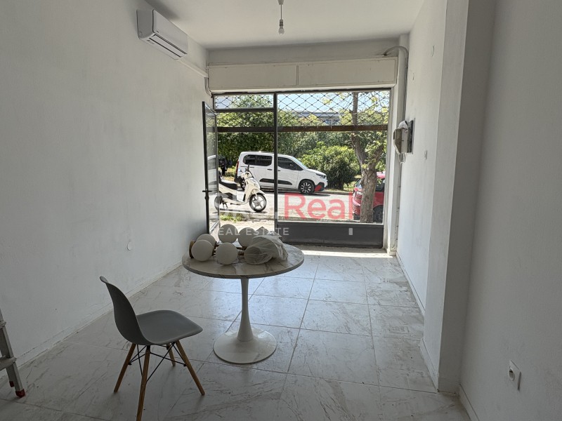 Κατάστημα 27 τ.μ. προς ενοικίαση, Καραμπουρνάκι