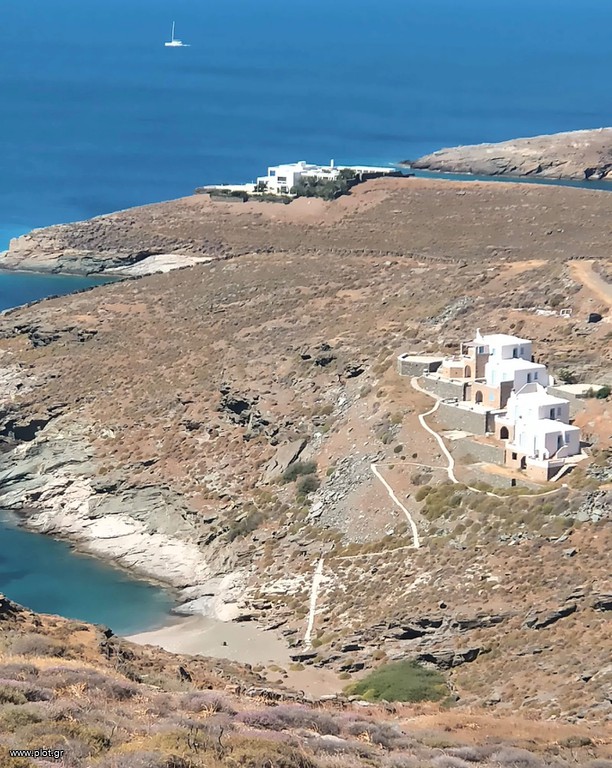 Οικόπεδο 4.700 τ.μ. πρός πώληση, Κυκλάδες, Κύθνος