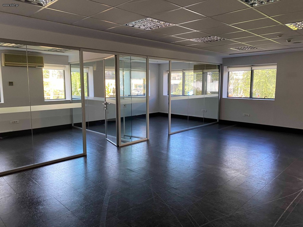 Επιχειρηματικό κτίριο 720 τ.μ. προς ενοικίαση, Αθήνα - Βόρεια Προάστια, Ηράκλειο