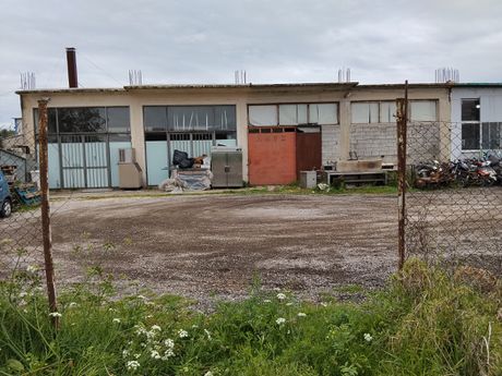 Επιχειρηματικό κτίριο 125 τ.μ. πρός ενοικίαση