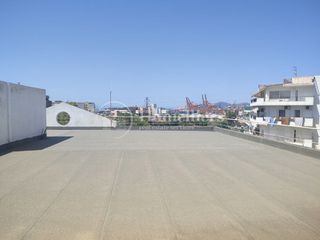 Business bulding 1.600 sqm for sale