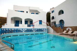 Ξενοδοχείο 950 τ.μ. για πώληση, Κυκλάδες, Ίος-thumb-1