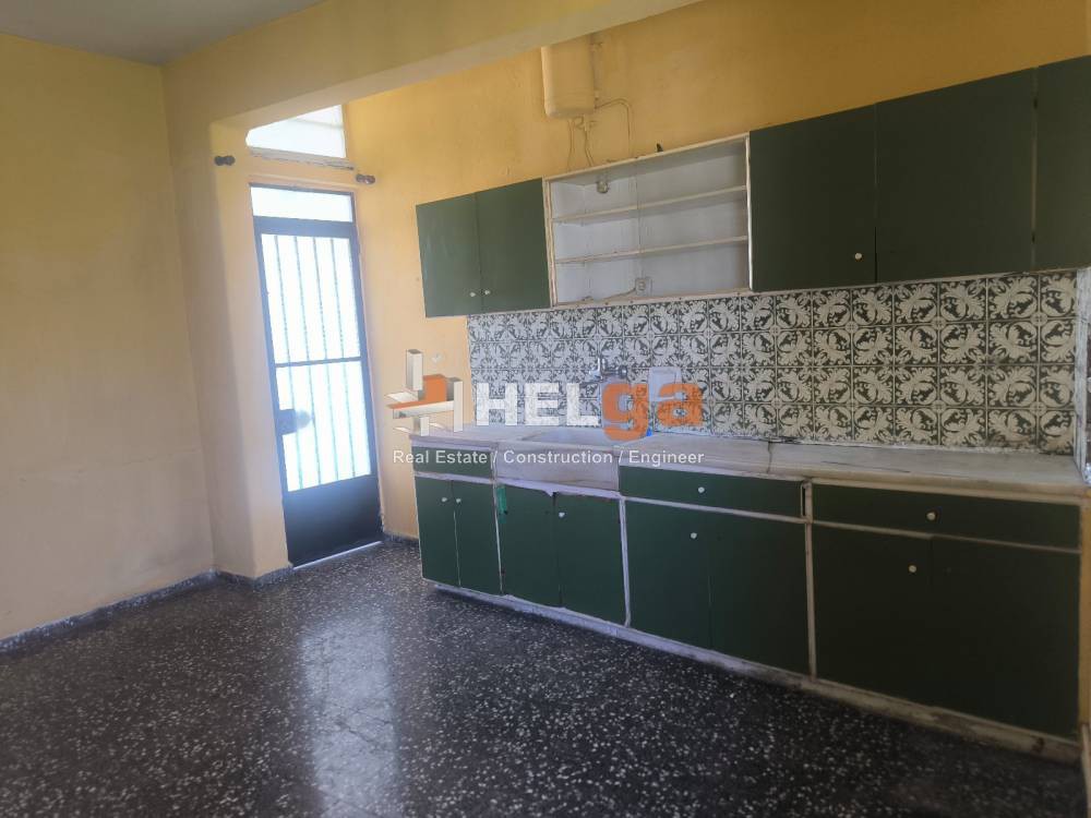 Κτίριο 220 τ.μ. προς πώληση, Κέντρο Παραλίας Αχαΐας