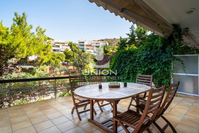 Apartment 65 sqm for rent, Athens - South, Vouliagmeni