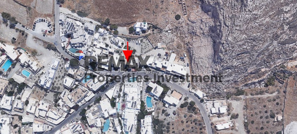 Κατάστημα 300 τ.μ. προς πώληση, Σαντορίνη