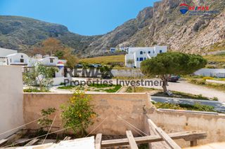 Κατάστημα 300 τ.μ. για πώληση, Κυκλάδες, Σαντορίνη-thumb-28