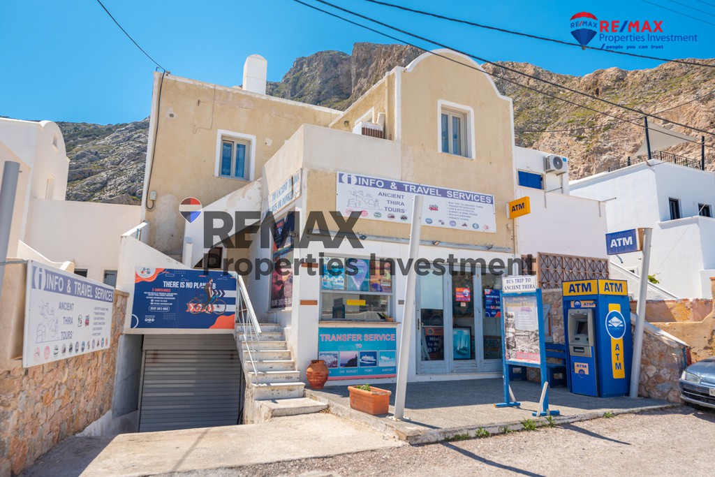 Κατάστημα 300 τ.μ. προς πώληση, Σαντορίνη
