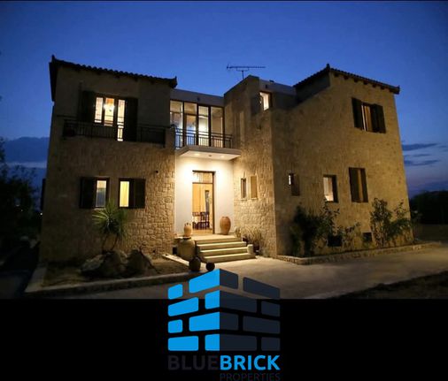 Detached home 370 sqm for sale, Argosaronikos Islands, Aegina