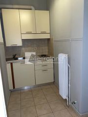 Studio / γκαρσονιέρα 30 τ.μ. για πώληση, Πειραιάς, Νέο Φάληρο-thumb-1