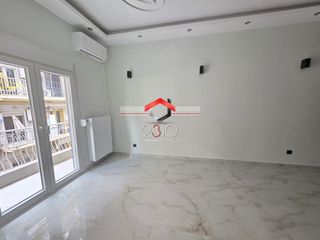 Studio / γκαρσονιέρα 41 τ.μ. για πώληση, Θεσσαλονίκη - Κέντρο, Καμάρα-thumb-2