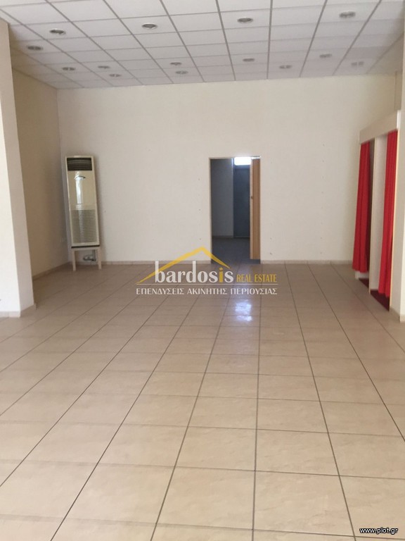 Κατάστημα 141 τ.μ. πρός ενοικίαση, Αθήνα - Ανατολικά Προάστια, Κορωπί