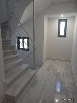 Apartment 103 sqm for rent, Athens - West, Petroupoli