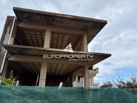 Συγκρότημα διαμερισμάτων 550 τ.μ. προς πώληση
