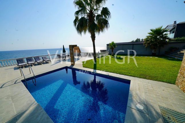 Villa 300 sqm for rent, Chalkidiki, Moudania