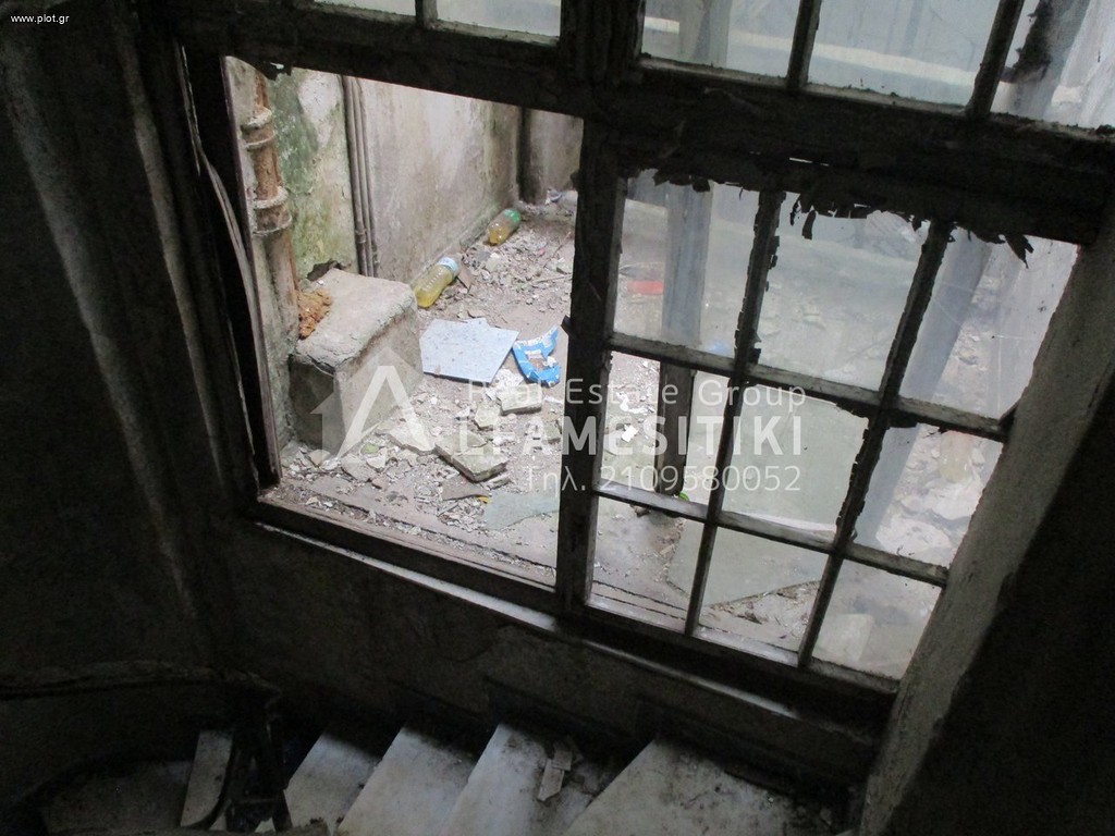 Επιχειρηματικό κτίριο 330 τ.μ. προς πώληση, Πλατεία Αμερικής