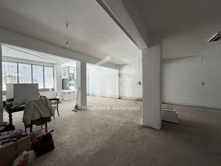 Αποθήκη 180 τ.μ. προς πώληση, Κέντρο Πειραιά-thumb-1