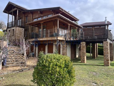 Detached home 200 sqm for sale