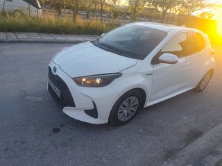 Toyota Yaris 2021 1.5 HDF Active 116HP eCVT M/C-thumb-1