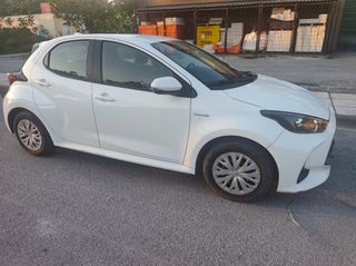 Toyota Yaris 2021 1.5 HDF Active 116HP eCVT M/C-thumb-6