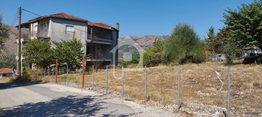 Land plot 583 sqm for sale, Paramithia Center