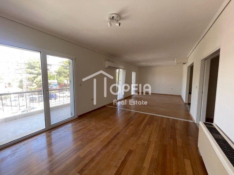 Διαμέρισμα 240 τ.μ. πρός ενοικίαση, Αθήνα - Νότια Προάστια, Γλυφάδα