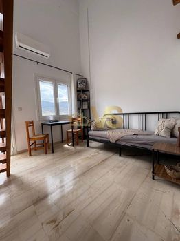 Μεζονέτα 42 τ.μ. προς ενοικίαση
